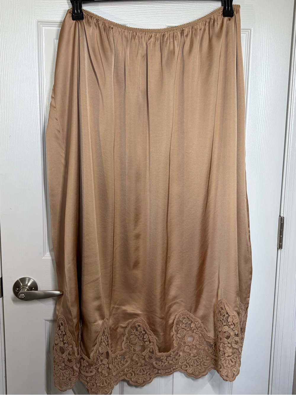 NWT! H&M Beige Lace-Trim Dress Set - Picture 7 of 14
